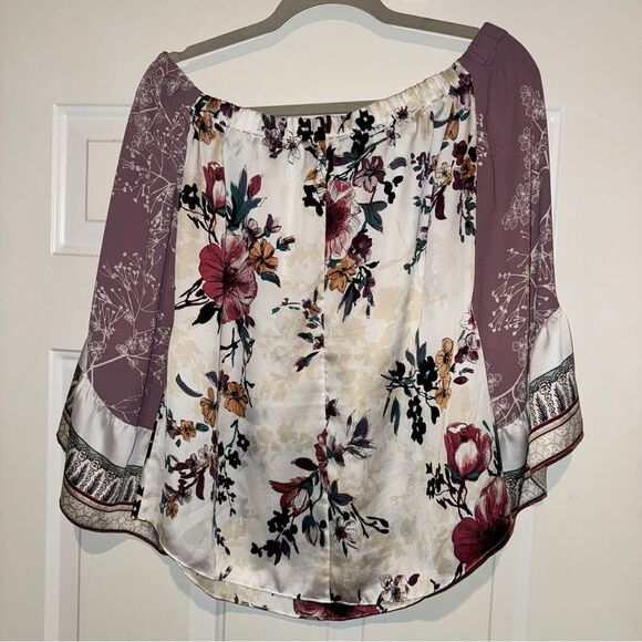 White House Black Market Floral Bell Sleeve Off Shoulder Satin Blouse - Picture 4 of 5